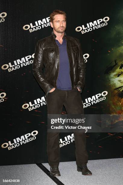 Actor Gerard Butler attends a photocall to promote his new film "Olympus Has Fallen" at St Regis Hotel on April 12, 2013 in Mexico City, Mexico.