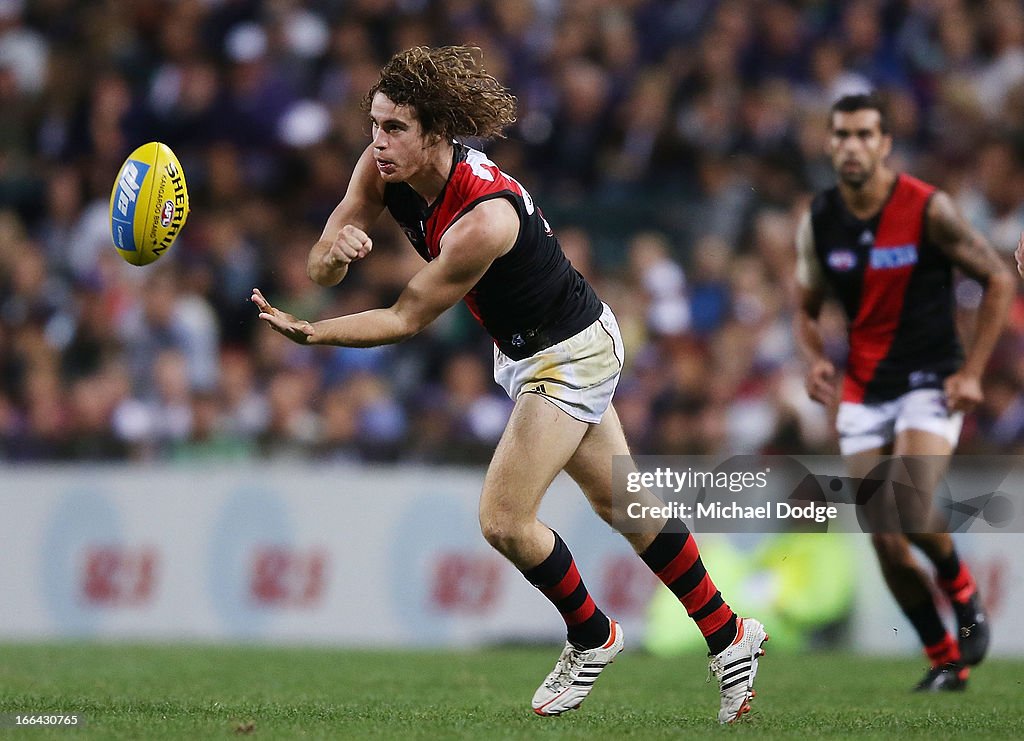 AFL Rd 3 - Fremantle v Essendon