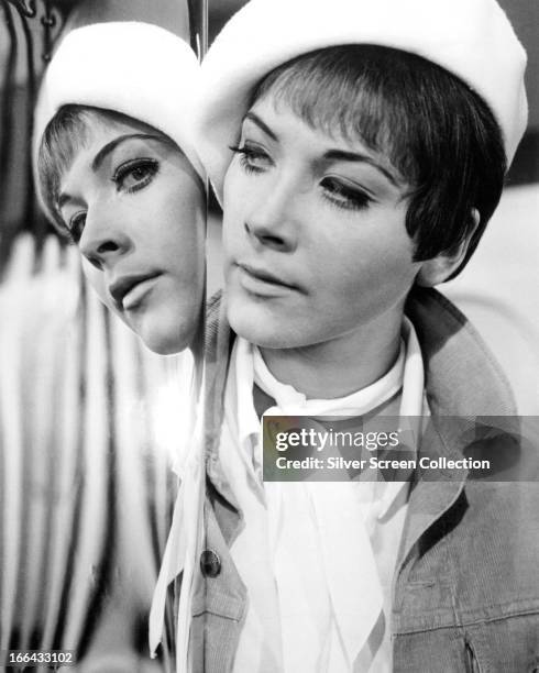 Canadian actress Linda Thorson as Tara King in an episode of the TV series 'The Avengers', circa 1968.