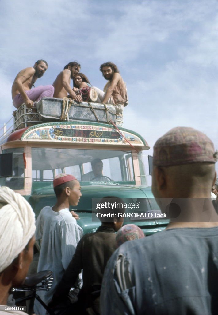 HIPPIES: ON THE ROAD OF INDIA