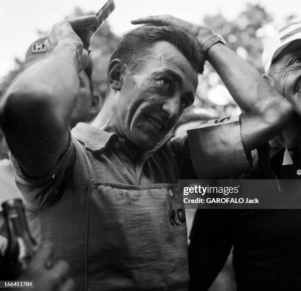 Tour De France 1954. Le 41ème Tour de France, du 8 juillet au 1er août 1954 sur 23 étapes pour 4 656 km , avec la victoire de Louison BOBET, avec le...