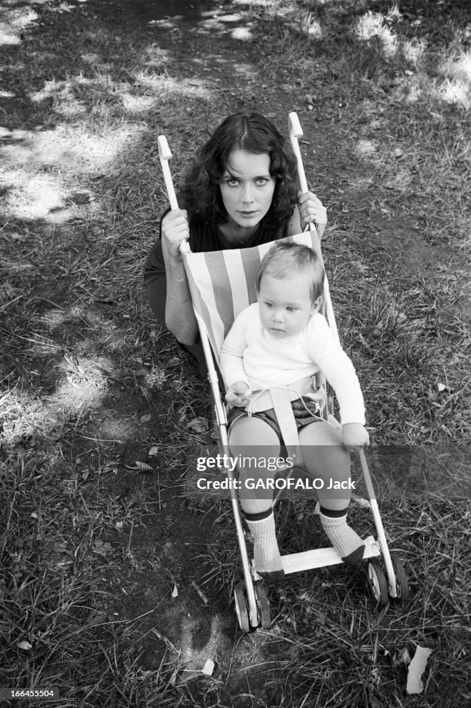 Shooting Of The Film 'Alice Ou La Derniere Fugue' By Claude Chabrol
