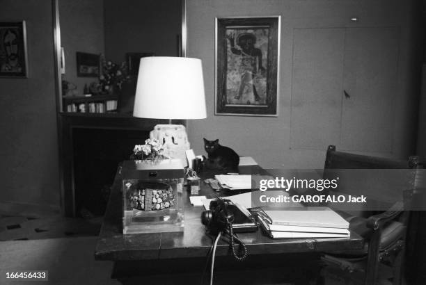 Andre Malraux'S Office In Verrieres-Le-Buisson. Verrieres-le-Buisson- 28 novembre 1976- Dans la propriété du château de Louise DE VILMORIN, le bureau...