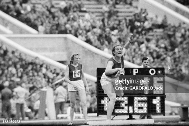 International Athletics Championship In Moscow. Moscou- 29 juillet 1958- Lors du match international d'athlétisme au stade Lénine, une athlète Russe...