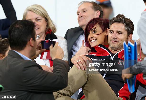 Actor Eric Bana poses with fans during the round three AFL match between the Greater Western Sydney Giants and the St Kilda Saints at StarTrack Oval...