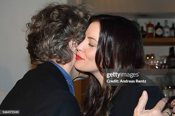 Liv Tyler und Wim Wenders feierten am 12. April 2013 in Berlin den Abschluss der Dreharbeiten eines Kurzfilms inspiriert von den neuen Magnum 5...