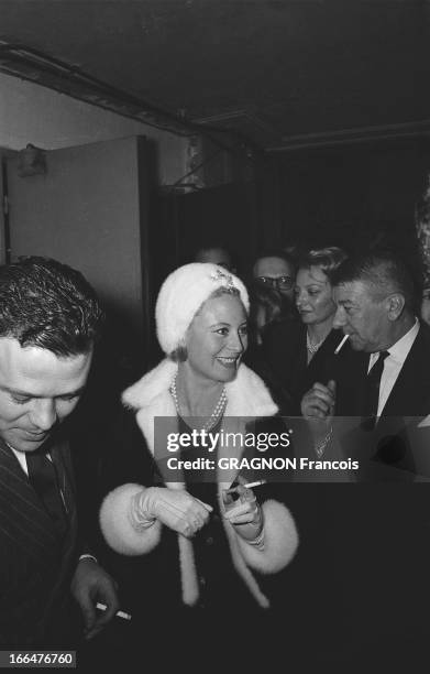 All Paris Came To Applaud Edith Piaf At The Olympia. Le tout Paris venu applaudir Edith PIAF à l'Olympia : dans la salle, Michèle MORGAN, souriante,...