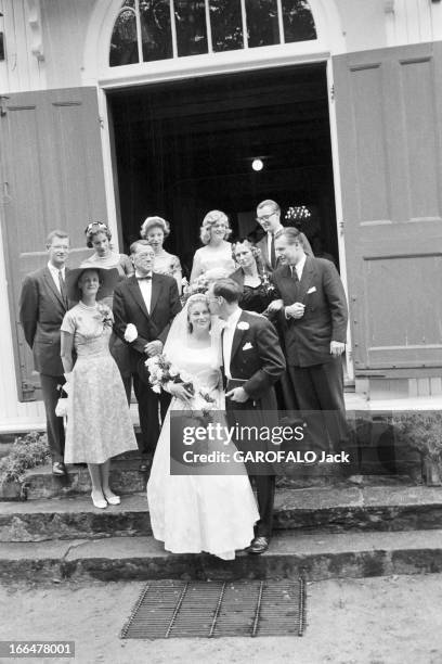 August 1959 Marriage Of Steven Rockefeller And Anne Marie Rasmussen In Norway. 21 et 22 Aout 1959 à Boroya sur l'ile de Soegne en Norvège : mariage...