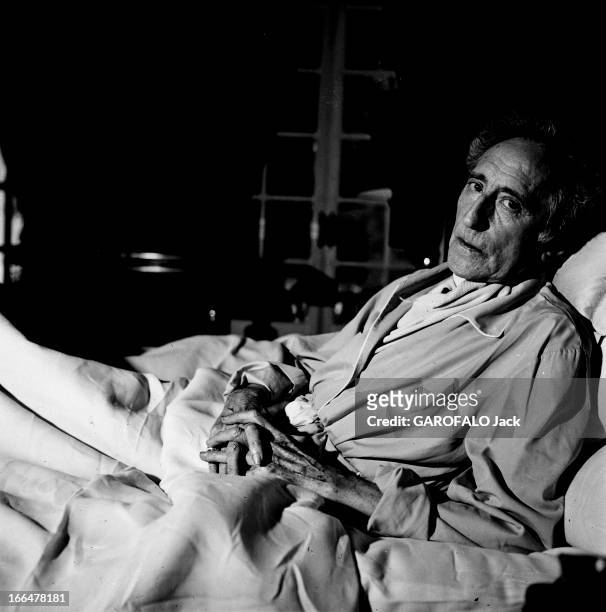 Jean Cocteau Convalescing At Jean Marais After His Heart Attack. 25 Juin 1963- Marnes-la -Coquette - L'écrivain Jean COCTEAU, après sa crise...