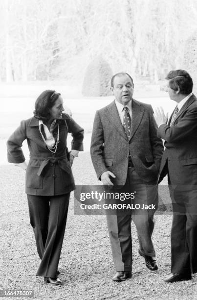 Developing A 12 Months Plan In Rambouillet By The Government Of Valery Giscard D'Estaing. Au château de RAMBOUILLET, en avril 1977, le président...