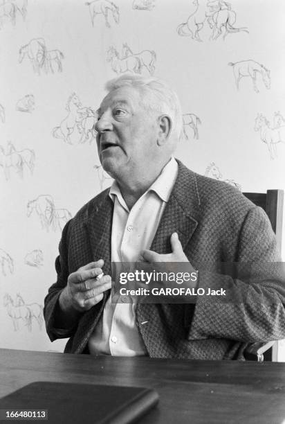 Rendezvous With Jean Gabin In His Farm In Normandy. France, Bonnefoi, 2 août 1962, chez lui, portrait de l'acteur Jean GABIN, qui vit dans son...