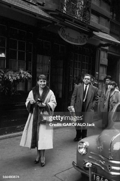 Henri-Georges And Vera Clouzot For The Release Of The Film 'Les Diaboliques'. Paris 1955, Henri-Georges CLOUZOT présente 'Les Diaboliques' adapté...