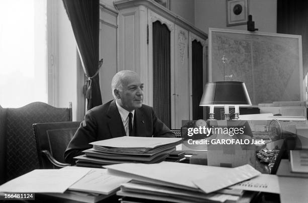 Meeting Achilles Peretti. France, Neuilly-sur-Seine, 28 juin 1967, l'homme politique français Achille PERETTI, membre de l'UNR est le maire de la...