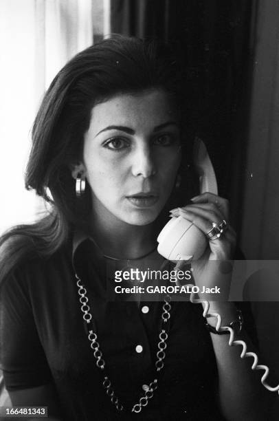 Meeting With Ferial Of Ircheid And His Children. 28 septembre 1970, Ferial D'IRCHEID est la première épouse du prince Mohamed, frère d'Hussein de...