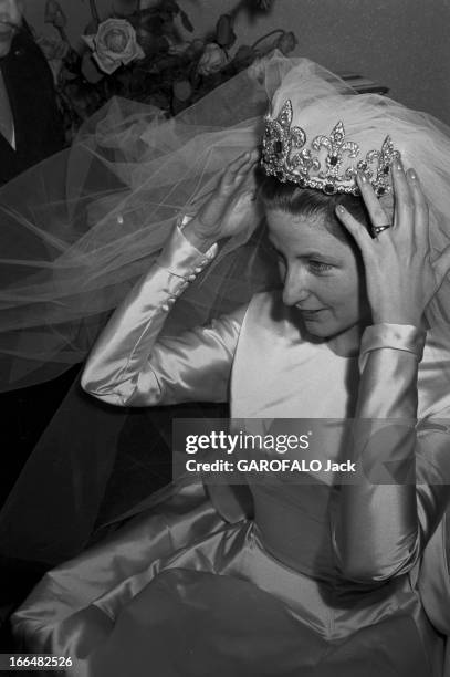 Marriage Of Princess Marie-Louise Of Bulgaria With The Count Karl Of Leiningen. Le 21 février 1957 à Cannes, en France, lors de son mariage avec le...