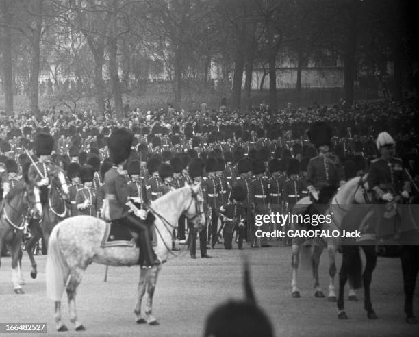 Official Visit Of Charles De Gaulle To The United Kingdom. Londres- 7 Avril 1960- Lors de la visite du Président Charles DE GAULLE et de son épouse:...