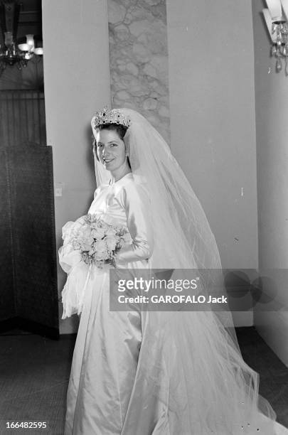 Marriage Of Princess Marie-Louise Of Bulgaria With The Count Karl Of Leiningen. Le 21 février 1957 à Cannes, en France, lors de son mariage avec le...