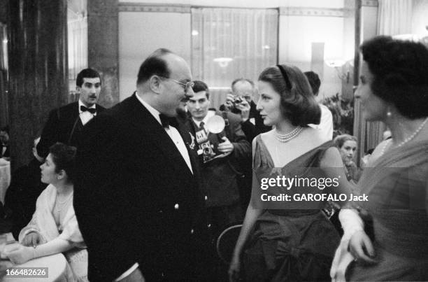 Marriage Of Princess Marie-Louise Of Bulgaria With The Count Karl Of Leiningen. Le 21 février 1957 à Cannes, en France, lors de son mariage avec le...