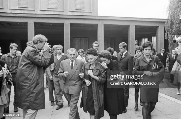 Russian Occupation Of Czechoslovakia. Tchécoslovaquie, Prague, 29 aout 1968, Durant le Printemps de Prague, l'intervention des troupes du Pacte de...