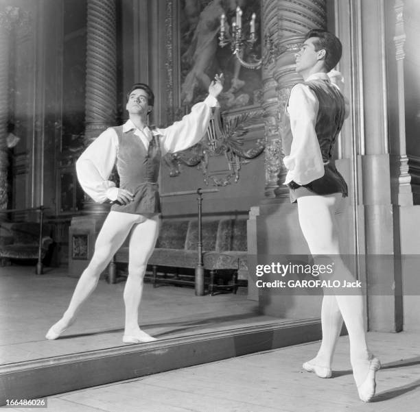 Close-Up Of Jean-Paul Andreani And Viviane Delini. France, Paris le premier danseur de l'Opéra de Paris Jean-Paul ANDREANI vient d'obtenir la...