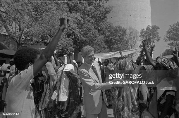 Referendum On Independence Of The French Coast Of Somali On May 8, 1977. Côte française des Somalis , 8 mai 1977, Vote pour le référendum au sujet de...