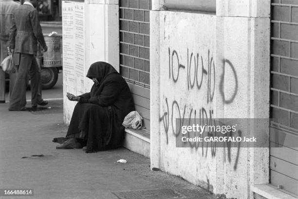 February 1977 In Italy: Unrest And Political Demonstrations. Italie, février 1977 manifestations et luttes politiques. Ambiance dans les rues. Une...