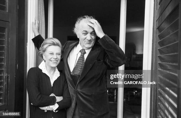 Close-Up Of Federico Fellini And His Wife Giulietta Masina In 1980. 14 Avril 1980 à Rome : Rendez-vous avec Federico FELLINI dans son bureau et sa...