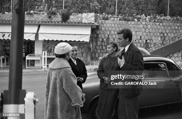 Rendezvous With Magali Christmas And Roberto Risso. France février 1957, Cote d'azur, Nice et Menton : les deux acteurs Magali NOEL et Roberto RISSO...