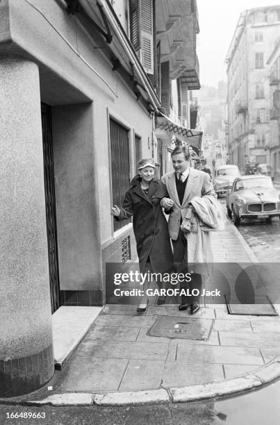 Rendezvous With Magali Christmas And Roberto Risso. France février 1957, Cote d'azur, Nice et Menton : les deux acteurs Magali NOEL et Roberto RISSO...