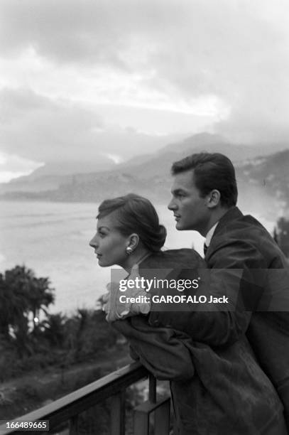 Rendezvous With Magali Christmas And Roberto Risso. France février 1957, Cote d'azur, Nice et Menton : les deux acteurs Magali NOEL et Roberto RISSO...