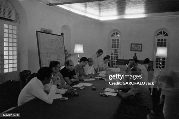 Referendum On Independence Of The French Coast Of Somali On May 8, 1977. Côte française des Somalis , 8 mai 1977, Vote pour le référendum au sujet de...