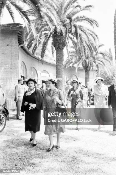 Official Travel Of President Charles De Gaulle And Yvonne In Italy. Rome- 25 Juin 1959- Lors du voyage du Président Charles DE GAULLE et de son...