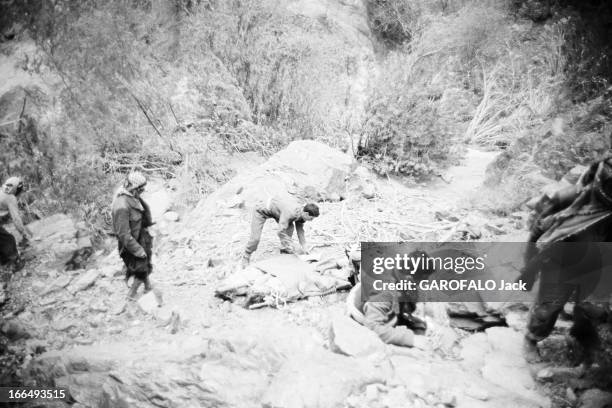 Drama In Jordan. Jordanie- 12 Avril 1963- Lors d'un pèlerinage en terre Sainte, 22 jeunes femmes Françaises sur 25 ont trouvé la mort. Le groupe a...