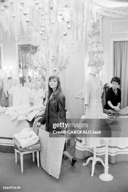 Rendezvous With Barbara Kwiatkowska 1959. 1959 rendez vous avec Barbara KWIATKOWSKA actrice polonaise, et son mari Roman POLANSKI. Dans une boutique...