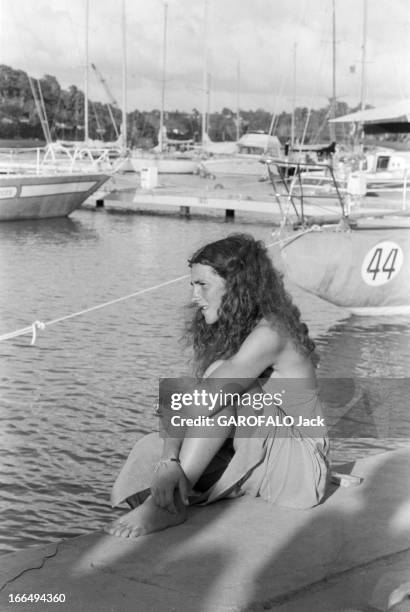 Sailor Florence Arthaud Takes Part In The First Edition Of The Route Du Rum. En Novembre 1978, en France, en Bretagne, dans le cadre de première...