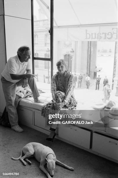 Close-Up Of Ariane Larteguy In 1979. 24 Juillet 1979 Ariane LARTEGUY , mannequin et fille de Jean Lartéguy journaliste et romancier, avec son chien...