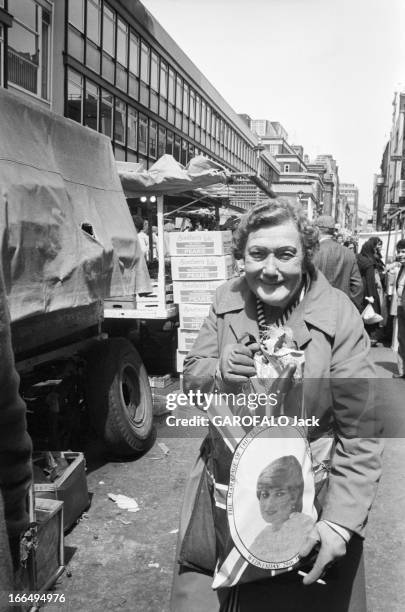 Preparations For The Marriage Of Prince Charles And Lady Diana. Angleterre, 15 juin 1981, le mariage unissant Diana Spencer, au prince Charles de...