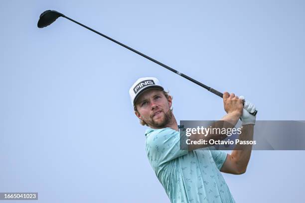 Rasmus Neergaard-Petersen of Denmark plays his tee shot on the 18th hole during Day One of the Open de Portugal at Royal Obidos at Royal Obidos Spa &...