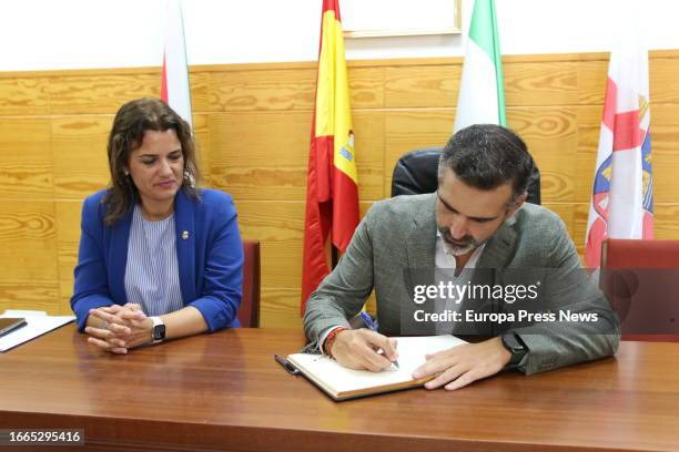 The Minister of Sustainability, Environment and Blue Economy and spokesman for the Andalusian Government, Ramon Fernandez-Pacheco , together with the...