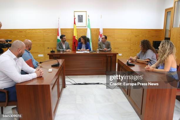 The Minister of Sustainability, Environment and Blue Economy and spokesman for the Andalusian Government, Ramon Fernandez-Pacheco , together with the...