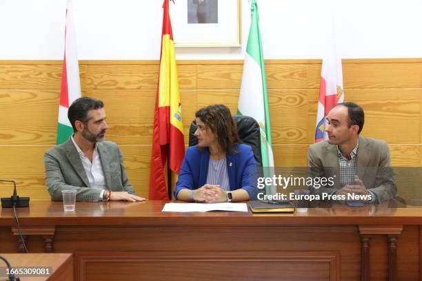 The Minister of Sustainability, Environment and Blue Economy and spokesman for the Andalusian Government, Ramon Fernandez-Pacheco , together with the...