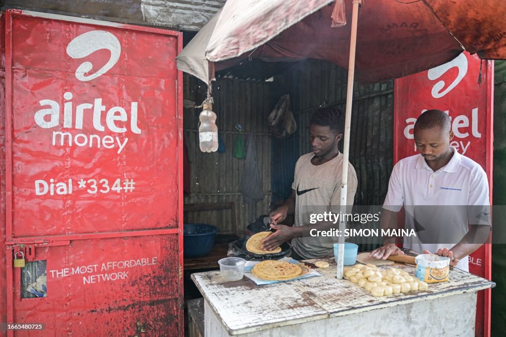 KENYA-ECONOMY-TELECOMMUNICATION