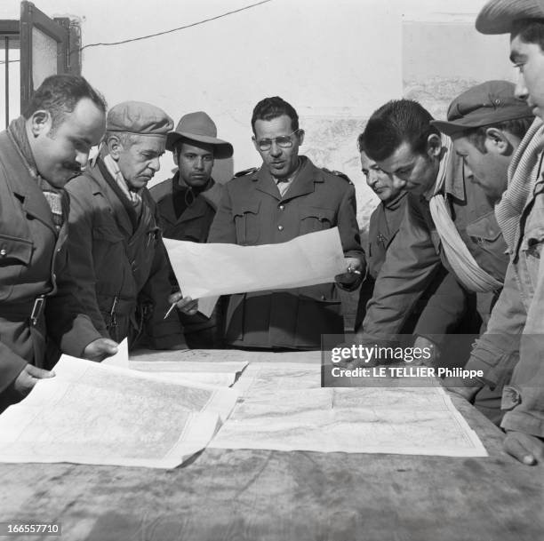 General Bellounis Joined The French Army. Guerre d'Algérie : Dar-Chioukh , décembre 1957 : dans son PC , le général BELLOUNIS prépare une opération...