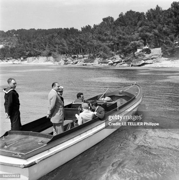 Preparation, Wedding And Honeymoon Of Grace Kelly And Rainier Iii Of Monaco. Le prince RAINIER de Monaco et son épouse GRACE en voyages de noces à...