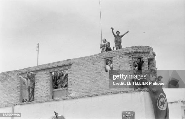 The Exile On Groix Island And The Triumphal Return Of Habib Bourguiba In Tunisia. Tunis- 5 juin 1955- Après son exil par les autorités françaises, le...