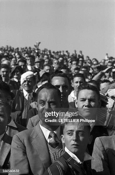 Tour Of France Rugby Team In South Africa. Le 20 aout 1958 à... News