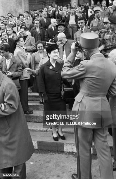 Official Visit Of General Charles De Gaulle To The Algerian Sahara. Algérie, Sahara, décembre 1958, Suite au mouvement populaire qui agite le pays,...