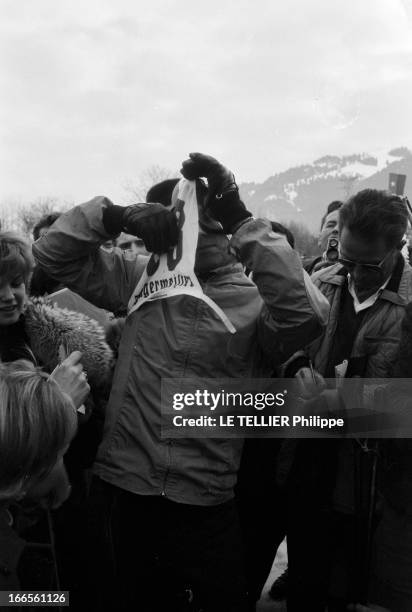 Karim Aga Khan Skying In Austria. Kitzbühel - 22 janvier 1962 - Lors d'une compétition de ski dans la station de sports d'hiver du Tyrol autrichien,...