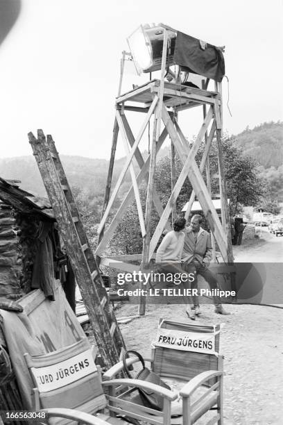 Curd Jurgens Marries Simone Bicheron. Allemagne Fédérale- 17 Septembre 1958- Dans la forêt Rhénane, lors d'un tournage de film et de leur lune de...