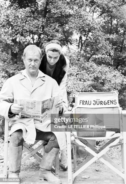 Curd Jurgens Marries Simone Bicheron. Allemagne Fédérale- 17 Septembre 1958- Dans la forêt Rhénane, lors d'un tournage et de leur lune de miel,...